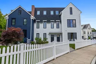 19 Ashland St, Boston, MA 02122 - Photo 2