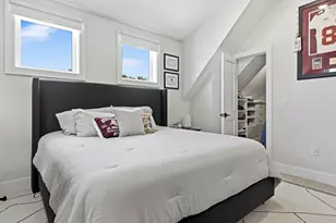 19 Ashland St, Boston, MA 02122 - Photo 20