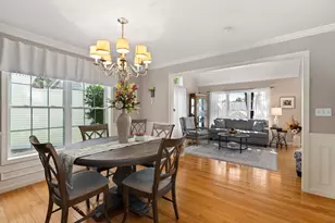 7 Dornoch Cir, Chelmsford, MA 01863 - Photo 2