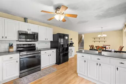 15 Liane Way, Pembroke, MA 02359 - Photo 14