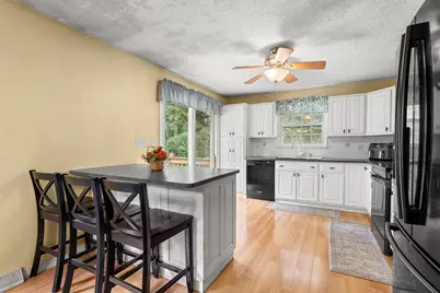 15 Liane Way, Pembroke, MA 02359 - Photo 10