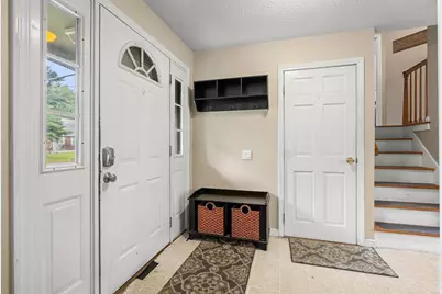 15 Liane Way, Pembroke, MA 02359 - Photo 4