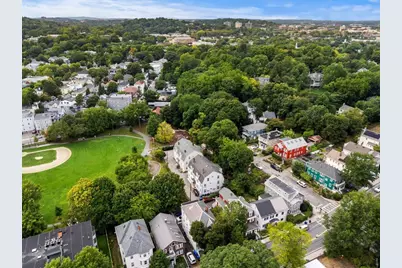 3 High Street Pl, Brookline, MA 02445 - Photo 10
