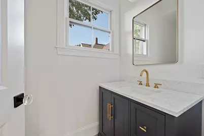 118 Prospect St, Gloucester, MA 01930 - Photo 12