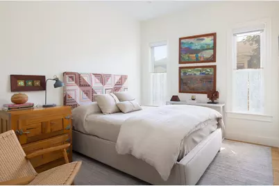 38 Linden St #4, Brookline, MA 02445 - Photo 10