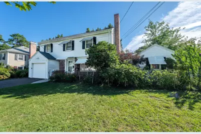 135 Emerson St, Springfield, MA 01118 - Photo 4