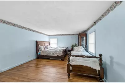135 Emerson St, Springfield, MA 01118 - Photo 26