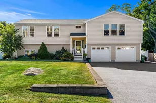 125 Fellsmere St, Lynn, MA 01904 - Photo 1