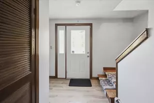 770 Old Warren Rd, Swansea, MA 02777 - Photo 8