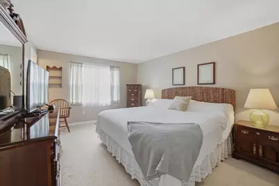 72 Palomino Dr, Franklin, MA 02038 - Photo 12