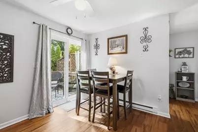266 Grove St #2, Northampton, MA 01060 - Photo 8