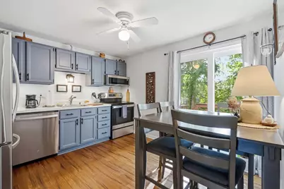 266 Grove St #2, Northampton, MA 01060 - Photo 10