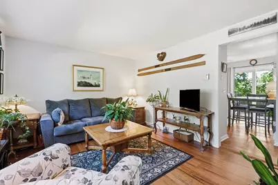 266 Grove St #2, Northampton, MA 01060 - Photo 4