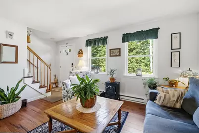 266 Grove St #2, Northampton, MA 01060 - Photo 6