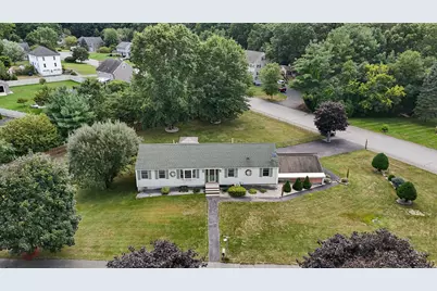 15 Jefferson Road, Dracut, MA 01826 - Photo 2