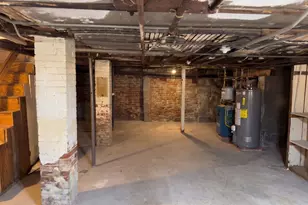 90 Princeton St, Boston, MA 02128 - Photo 22