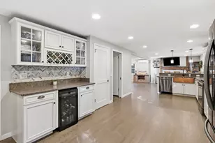 218 Heatherstone Rd, Amherst, MA 01002 - Photo 14