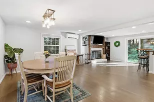 218 Heatherstone Rd, Amherst, MA 01002 - Photo 6