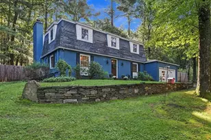 218 Heatherstone Rd, Amherst, MA 01002 - Photo 1