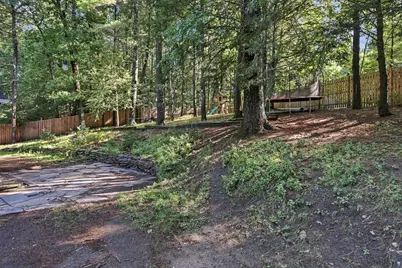 218 Heatherstone Rd, Amherst, MA 01002 - Photo 38