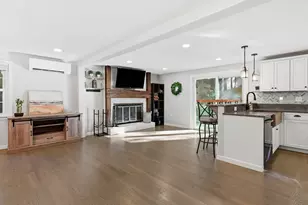 218 Heatherstone Rd, Amherst, MA 01002 - Photo 8
