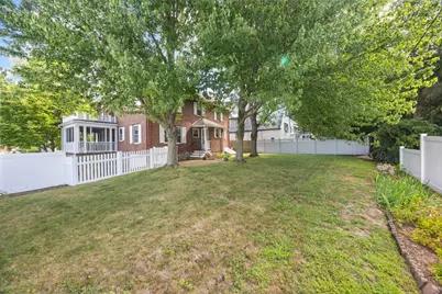 525 Lynn Fells Parkway, Melrose, MA 02176 - Photo 4