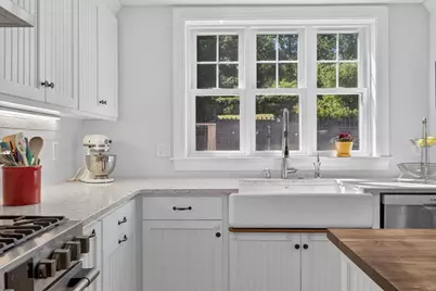 70 Westchester Rd, Boston, MA 02130 - Photo 10