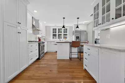 70 Westchester Rd, Boston, MA 02130 - Photo 8