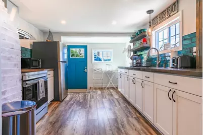 71-G Taylor Ave, Plymouth, MA 02360 - Photo 4