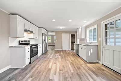 188 Breckenridge St, Palmer, MA 01069 - Photo 6