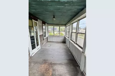 2 Gunn St, Erving, MA 01344 - Photo 22