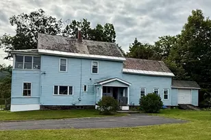 2 Gunn St, Erving, MA 01344 - Photo 4