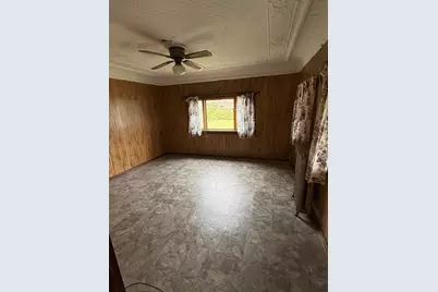 2 Gunn St, Erving, MA 01344 - Photo 10