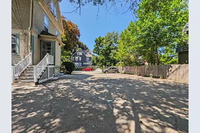 52 Cedar St, Worcester, MA 01609 - Photo 22