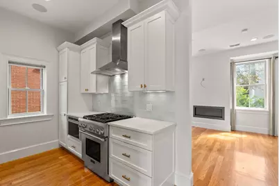 482 E Fourth Street #4, Boston, MA 02127 - Photo 8