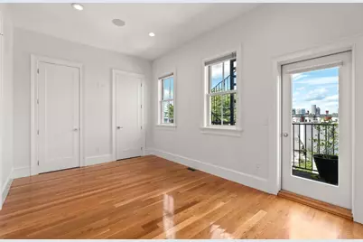 482 E Fourth Street #4, Boston, MA 02127 - Photo 16
