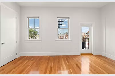 482 E Fourth Street #4, Boston, MA 02127 - Photo 18
