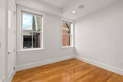 482 E Fourth Street #4, Boston, MA 02127 - Photo 10