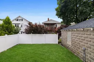 34-36 Governors Winthrop Rd, Somerville, MA 02145 - Photo 36