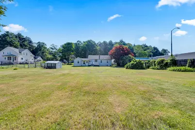 58 Randall St, Palmer, MA 01069 - Photo 22