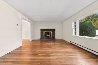 25 Lawndale Road, Stoneham, MA 02180 - Photo 4