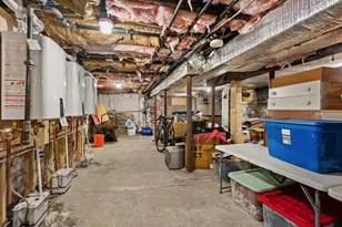 145 Whitfield St, Boston, MA 02124 - Photo 32