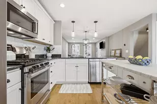 126 Elm St, Boston, MA 02129 - Photo 10