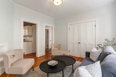 14 Henry St #14, Medford, MA 02155 - Photo 4