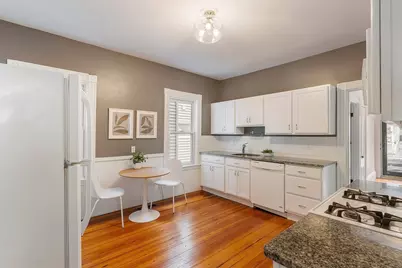 14 Henry St #14, Medford, MA 02155 - Photo 8