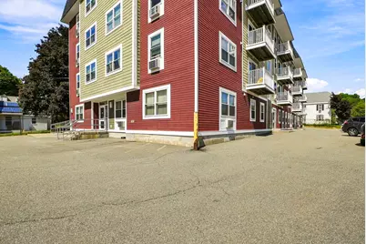 275 W Main St #14, Marlborough, MA 01752 - Photo 2