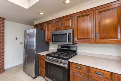 57 Elm St, Salisbury, MA 01915 - Photo 8