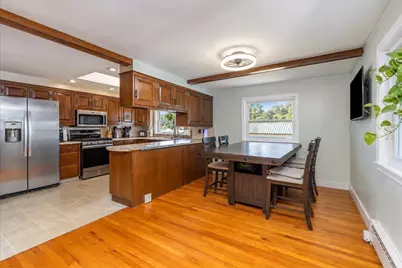 57 Elm St, Salisbury, MA 01915 - Photo 10