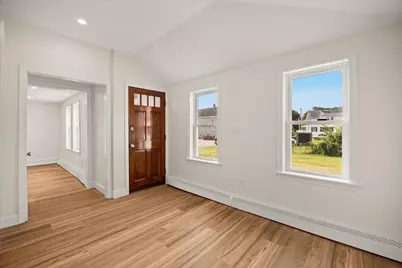 75 Ottawa St, Attleboro, MA 02703 - Photo 12