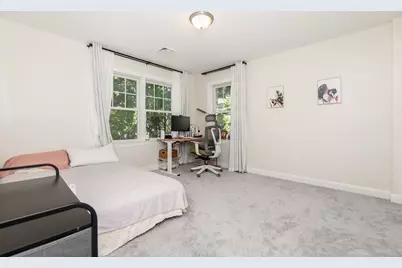 51 Phillips #51, Watertown, MA 02472 - Photo 18
